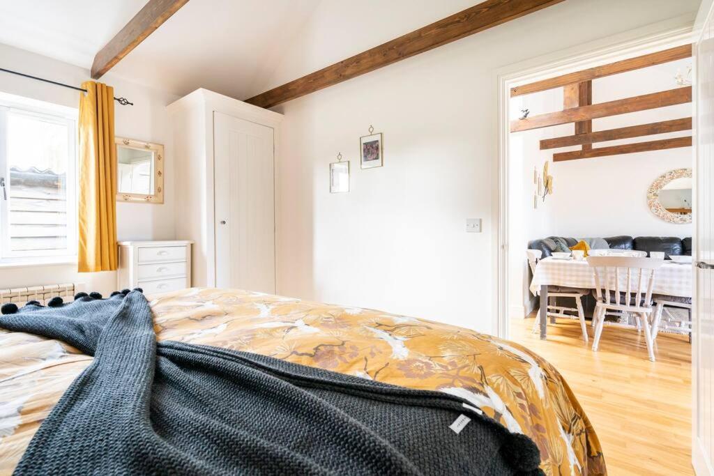 Harrietsham Willow Cottage In Idyllic Location מראה חיצוני תמונה