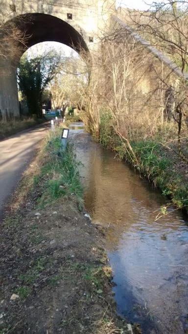 Harrietsham Willow Cottage In Idyllic Location מראה חיצוני תמונה